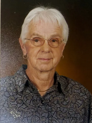 Lola Gay Hetland
